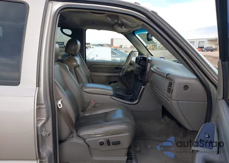 2005 GMC Yukon Xl 1500 Denali из США, поврежденный, VIN 1GKFK66U05J126396